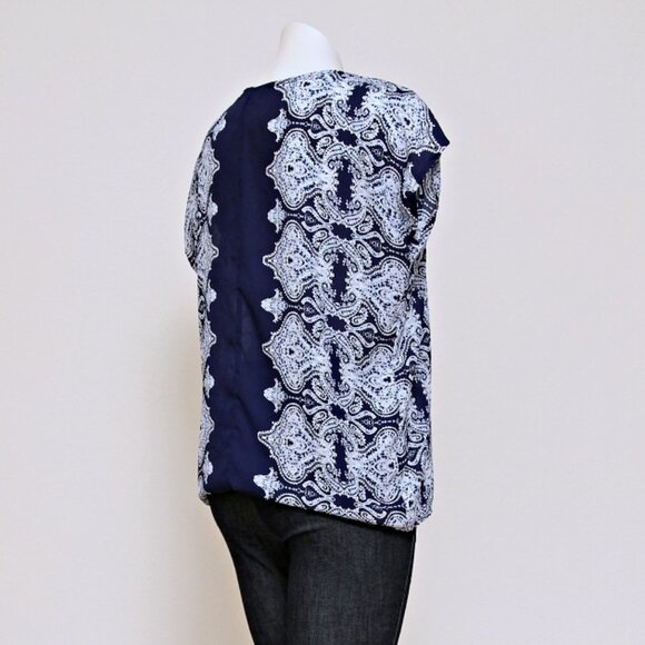 Ava Christine Blue Paisley Scoop Neck Short Sleeve Blouse - Picture 7 of 9